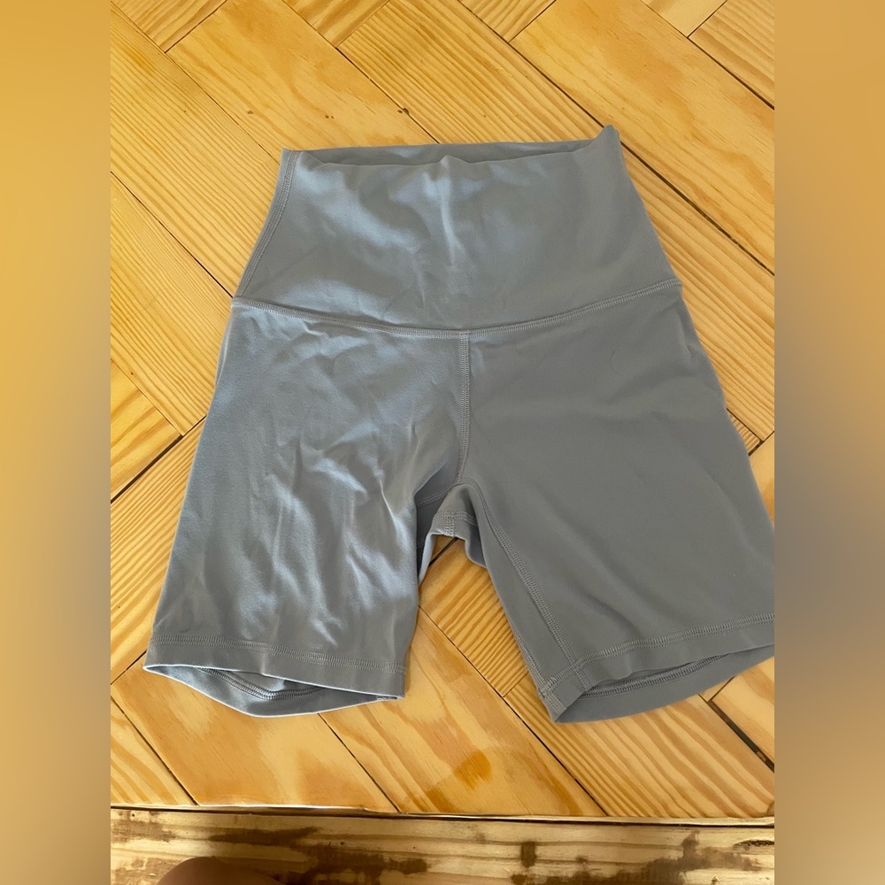 COPY - Lululemon Align High Rise Short 6’’